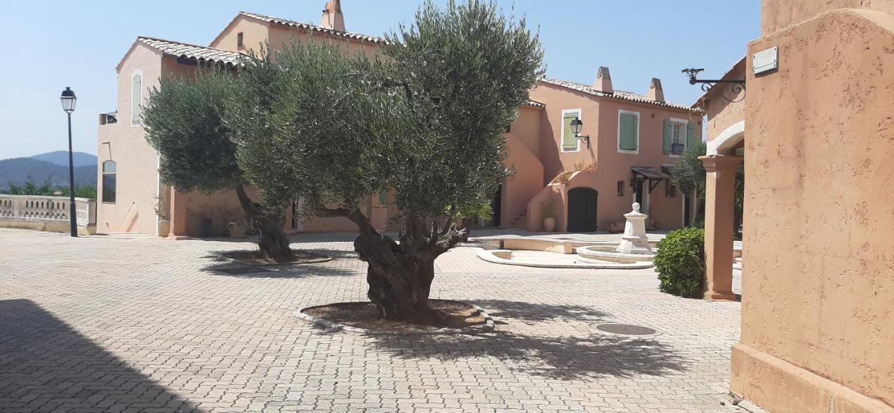 Vacance Location Mer Piscine Var Sud Terrasse Les Issambres Exterior photo